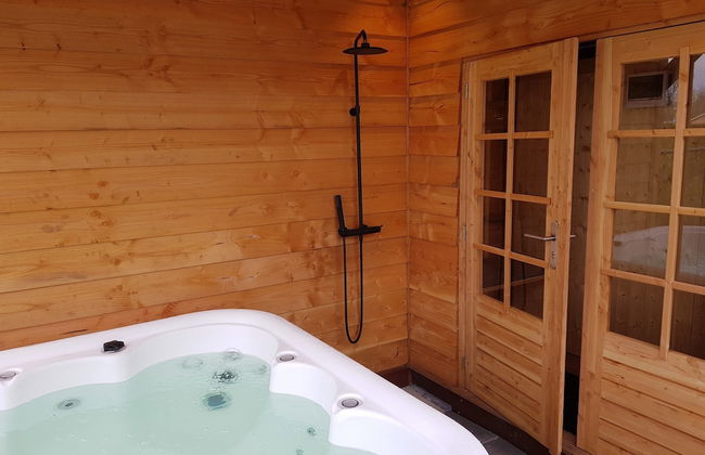 Nice Holiday Home with Sauna & Hot Tub near Wadden Sea - Foto 22