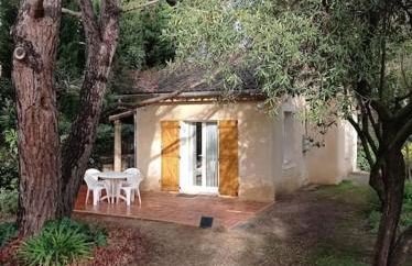 Petite maison dans un écrin de verdure - Foto 1