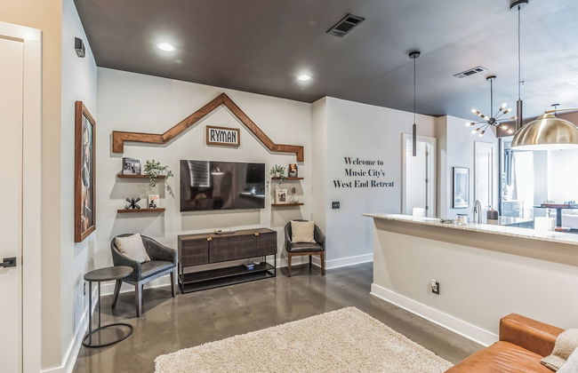 Music City's West End Retreat - Photo 10