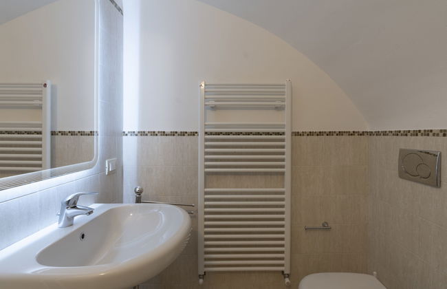 2 bedroom Apartment in San Bartolomeo al Mare - Photo 16