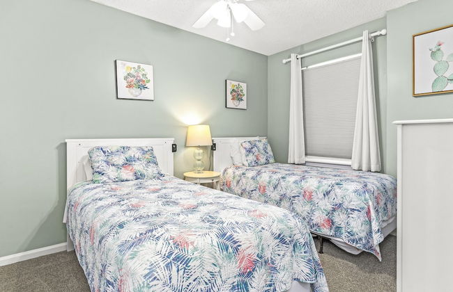 Tradewinds Condos by Hosteeva - Photo 5