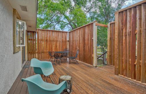 Red Rock Loft! Trails Apartment w BBQ & Fire Pit - Foto 35