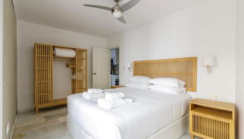 Caleta Homes - Apartamentos Pompidou - Photo 4