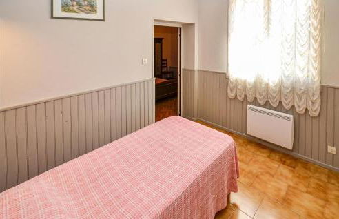 Nice Home In Saint Cannat With Wifi - Foto 30