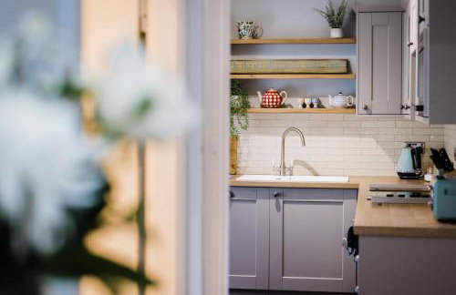 May Tree Cottage Manorbier 5 mins from the beach Sleeps 4 - Foto 49