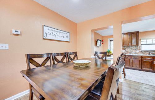 Covered Deck, Large Yard! Pet-Friendly Jax Escape! - Foto 10