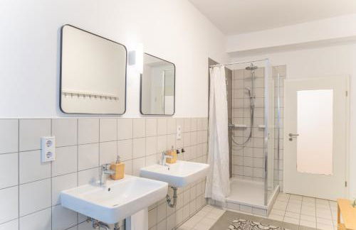 Arbio Monteurzimmer Fredersdorf parking included - Photo 22