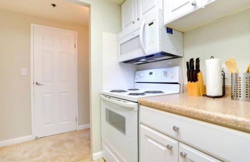 Prime Location Near Pentagon and Metro - Foto 14