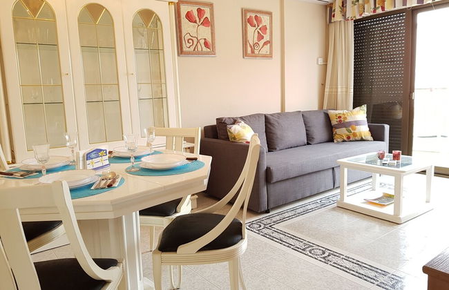 Sky-High Seaside Fuengirola Flat - Photo 7