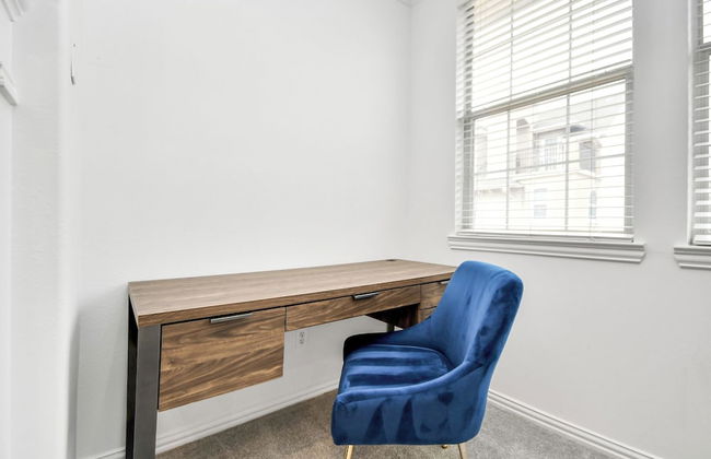 Lux Galleria Home-5BR Roof Deck - Foto 13