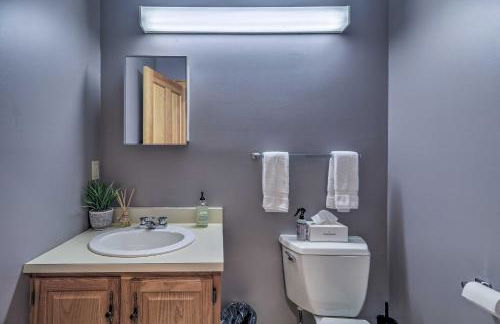 Lake Placid Gem with Patio and Views Less Than 1 Mi to Beach! - Foto 8