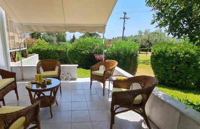 Family House in Gerakini - Foto 2