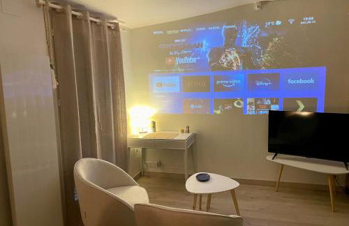 Jardins de Castille - 200m de la gare - Home cinéma - Foto 35