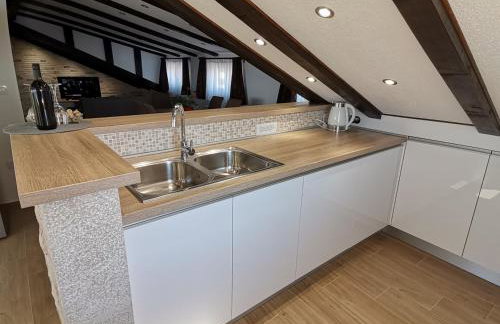 Penthouse Ema - Photo 12