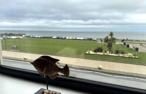 Seaview Penthouse - Photo 13