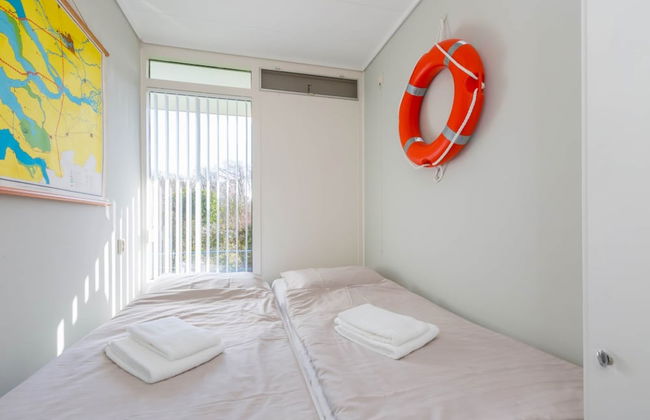 Attractive Apartment Near Vlissingen Beach - Photo 7