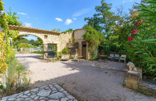 Gîtes in Mas Uzes zwembad en grote tuin - Foto 29