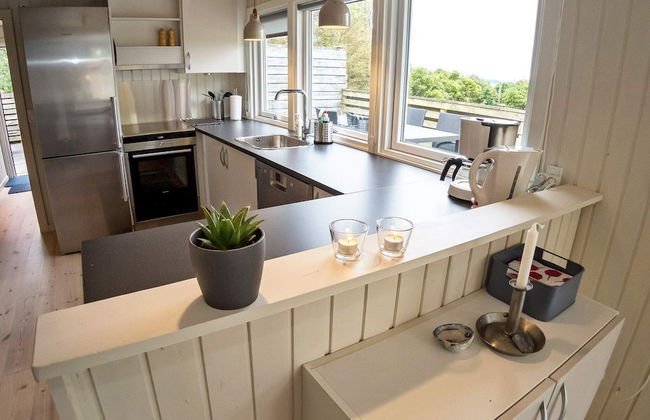 6 Person Holiday Home in Thyholm - Photo 8