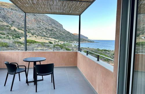 Pasithea Suites - Photo 21