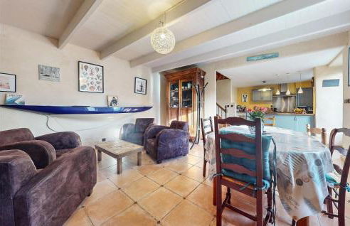 Awesome Home In Ploubazlanec - Foto 11