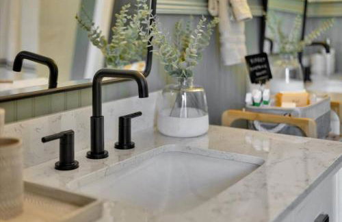 Family Home w FirePit GameRm Patio BbqGrill - Foto 11