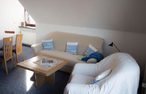 Ferienwohnungen Neue Tiefe - Wohnung Kleiderbügel - Foto 6