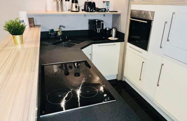 Chic one bedroom with parking&terrace - Photo 6