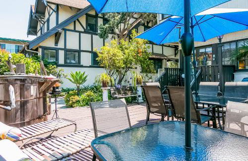 Santa Barbara Beach Cottage - Photo 5