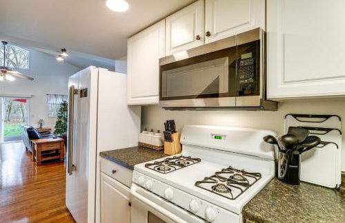 Willamette Valley Home on Working Horse Farm! - Foto 10