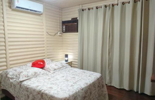 Chalé alpino em canela rs todo mobiliado com cozinha lareira split Wi-Fi 2 quartos perto do centro - Foto 9