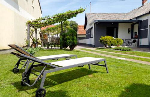 Kuća za odmor BARBARELLA - prostrani 2BR apartman, parking & WiFi - Foto 3