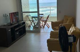 Apartamento Novo Frente ao Mar Com piscina no Centro de Itanhaém - Foto 4