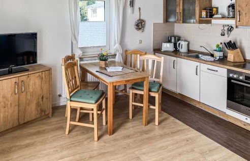 2 Bedroom Nice Home In Mariendorf - Foto 16