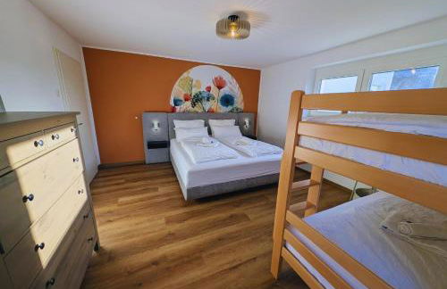 Frankenherz-Apartments - Premium Wohnung mit Terrasse & zwei Schlafzimmern, nahe Playmobil-Funpark, Self-Check-In - Foto 1