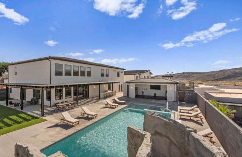 Pecan Valley Oasis - Lux Pool, Sauna and Theater - Foto 1