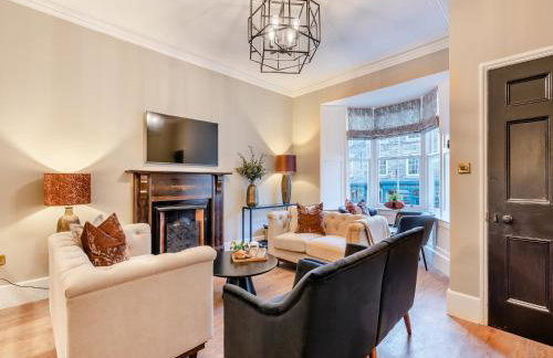 Old Bank House - Photo 2