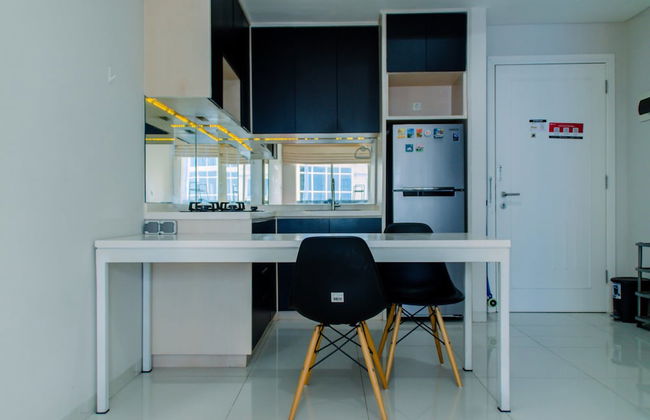 Fancy and Nice 1BR Apartment at Silkwood Residence - Photo 7