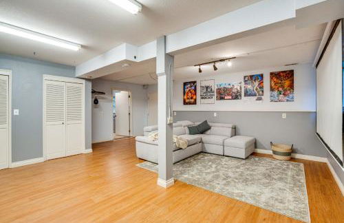 Luxe Redmond Family Home Sauna, Solarium and Creek - Foto 26