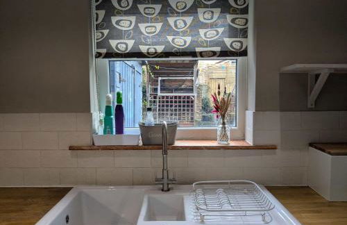 Charming 3-Bedroom House in Bristol with Garden - Perfect for Families - Foto 29