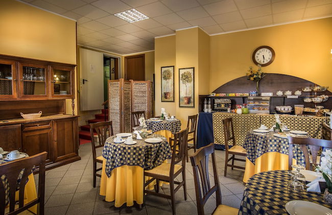 Greta Rooms Hotel - Photo 33