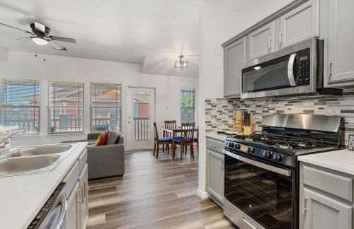 Quaint 2BD2B Condo* Fully Furnished*Amazing Patio* - Photo 10