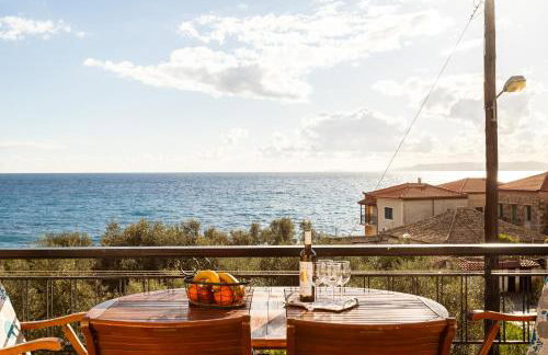 Sunset Serenity - Kardamili Seaside Getaway - Foto 46