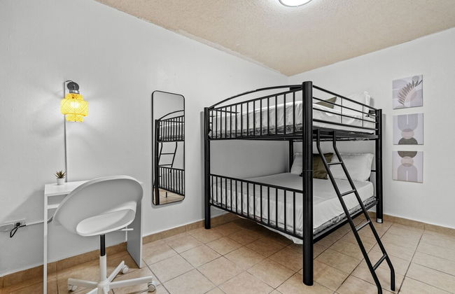 Otium Ideal Marina Getaway Balcony Parking - Photo 23