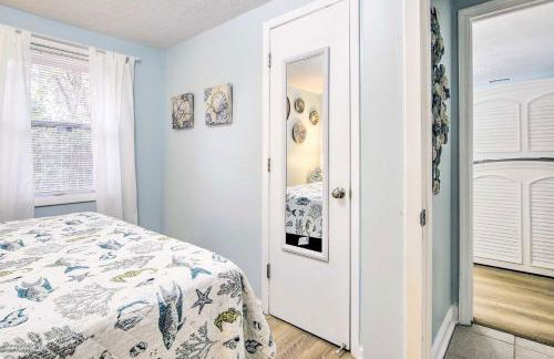 Walk to Ocean Home with Fire Pit in Atlantic Beach - Foto 23