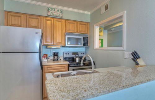 252-Waterfront, Amazing View from Balcony-Heated pool - Foto 23