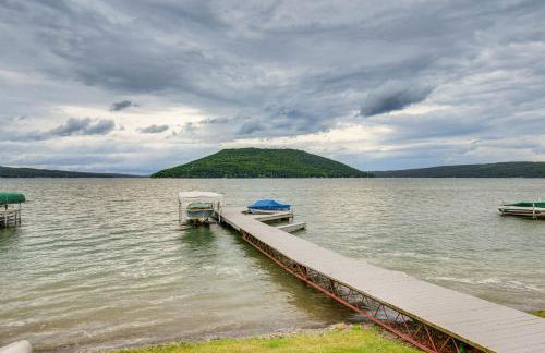 Keuka Lake Cabin with Boat Dock Access and Fire Pit! - Foto 25
