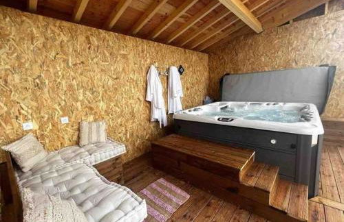 Gite à la ferme avec jacuzzi et piscine chauffée - Foto 1