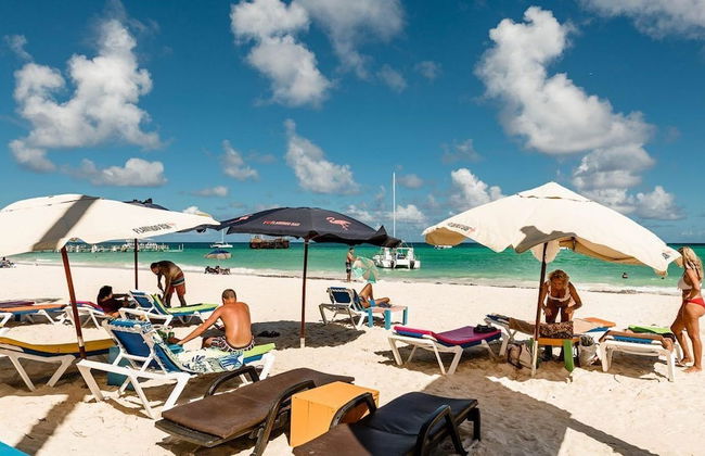 2 Minute Walk to Beach 1bdrm Condo with Pool - Foto 63