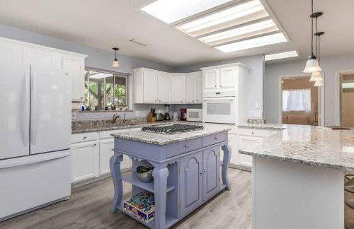 Kapila Gardens Family Retreat w/ private pool - Foto 13