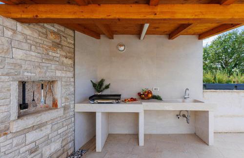 Villa Solis - new private pool villa, 4 bedrooms, near Pula & beaches - Foto 21